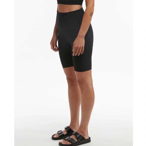 WARDROBE.NYC Biker Short, Black, Size Medium - Picture 9 of 15